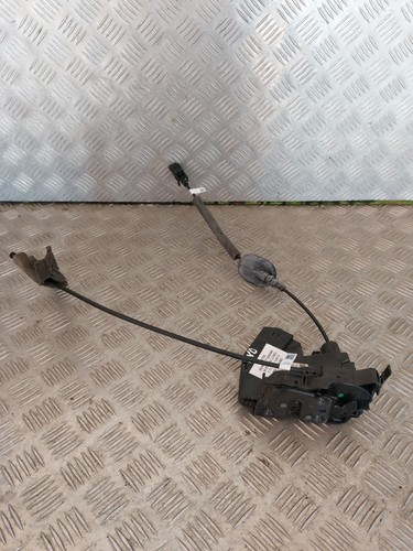 Serrure fermeture porte - , avant