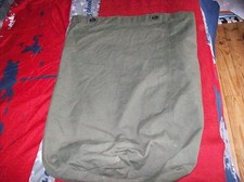 TRES GRAND SAC BESACE MILITAIRE NEUF (B/A/G)