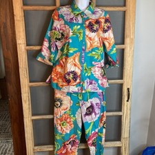 Rene' Derhy Woman's Resort