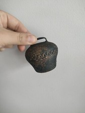 Ancienne Petite Mini Cloche De Vache Bovin Sonnaille Alpage - Collection