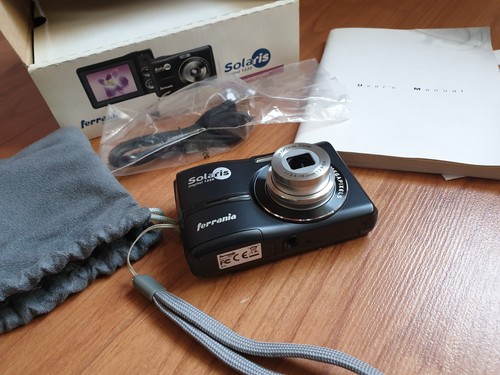 Appareil photo numérique - , *