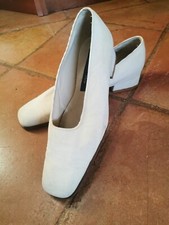 Escarpins anciens en tissu