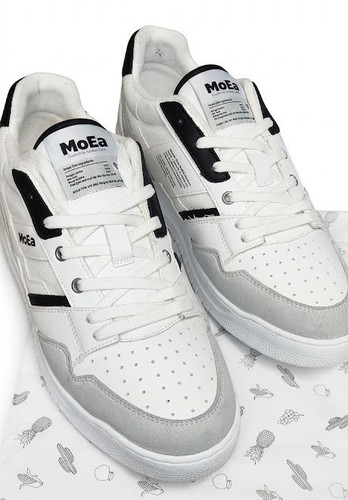 Baskets cuir raisin - en, moea