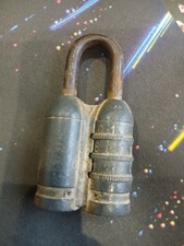 cadenas à code ancien