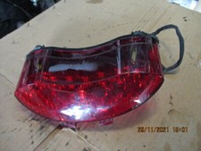 FEU ARRIERE STREET TRIPLE 675R