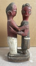 Statuette en Bois Polychrome. Afrique