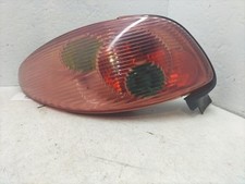 Feu arriere principal gauche