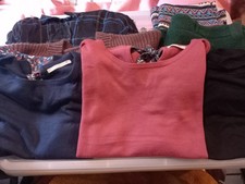 LOT DE 30 VETEMENTS FEMME  AUTOMNE HIVER POUR REVENTE