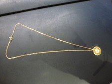 Médaille pieuse avec curieuse - médaille,