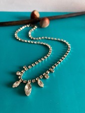 Vintage Collier Style Art