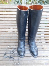 ARMEE FRANCAISE 14-18 + 39-45 : PAIRE DE BOTTES D'OFFICIER CAVALERIE + EPERONS 