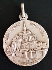 Superbe médaille religieuse