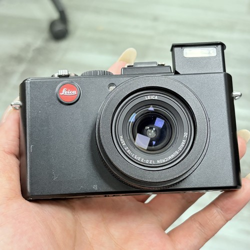 Leica lux digital camera - 5,
