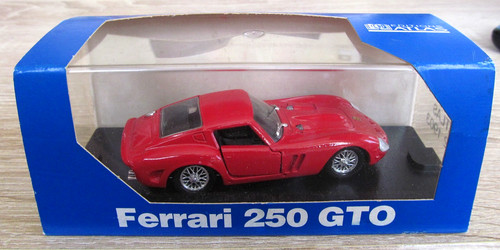 Miniature ferrari 250 gto - ferrari,