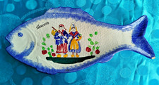 Plat à poisson en forme de
