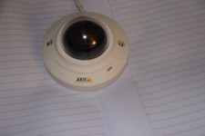 camera video surveillance AXIS M3004V   RESEAU DOME IP