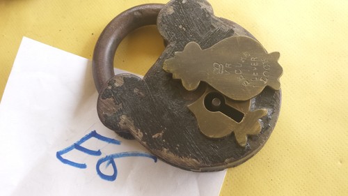 Ancien gros cadenas - e6/,