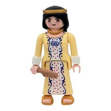 Figurine femme médiévale