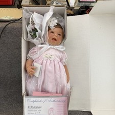 ✅Lee Middleton Baby Doll By