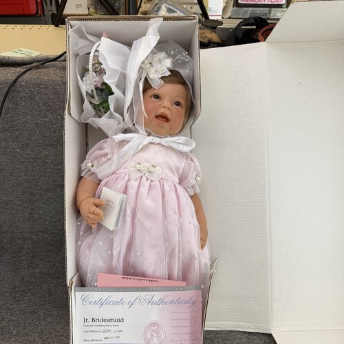 Lee middleton baby doll by - ✅lee,