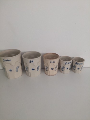 Serie pots epices saint - epices,