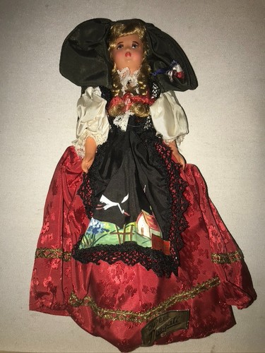 Vds vintage poupée - , régionale