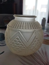 Vase Boule Art Deco JOMA Montreuil made in France verre moulé ton verre 16cm TBE