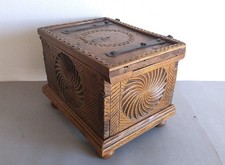 Ancien coffret en bois