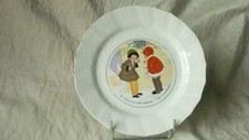 ASSIETTE A DESSERT FAIENCE DE SARREGUEMINES SCENE D'ENFANT D'APRES BICOT N°8**