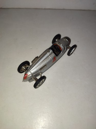 Brumm r38 43 audi - 1/43,