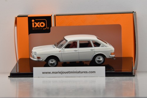 Volkswagen 411 1970 white - le,