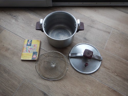 Ancienne cocotte minute - ancienne, seb