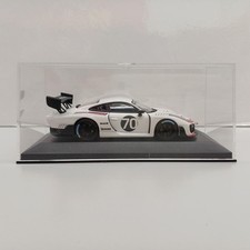 Spark Porsche 935 1/43 Model Car