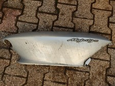 carénage arriére droit