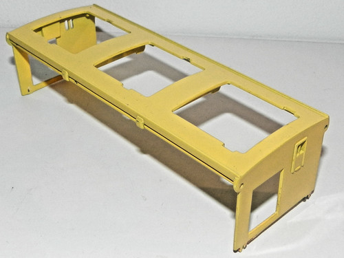 Dinky toys 881 caisse jaune - dinky,