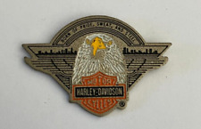 04 -  Pin's MOTO HARLEY DAVIDSON MOTOR CYCLES BORN OF PRIDE SWEAT AND STEEL