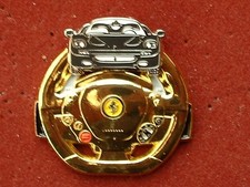 PIN'S  FERRARI -  VOLANT -