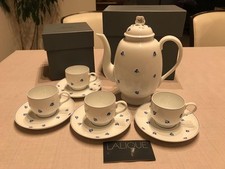 Ensemble cafetière, tasse et