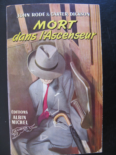Mort dans ascenseur - mort, l'ascenseur