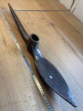 pioche Cheminot Signée ++ Forgée ￼ 59 cm outil ancien (réf n° 6 )