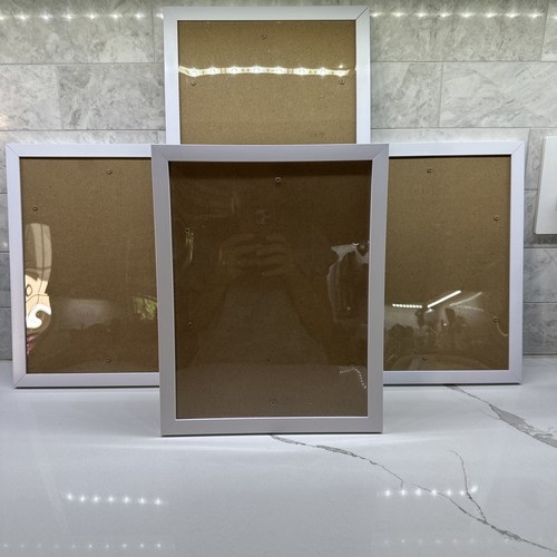 Lot white solid - 4,