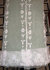 Ancienne paire de rideaux brodés main en Cornely larg 48 cm x H 250 cm N° 2