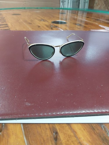 Lunettes soleil années - de,