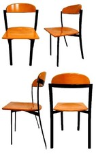 Ensemble De Quatre Chaises De