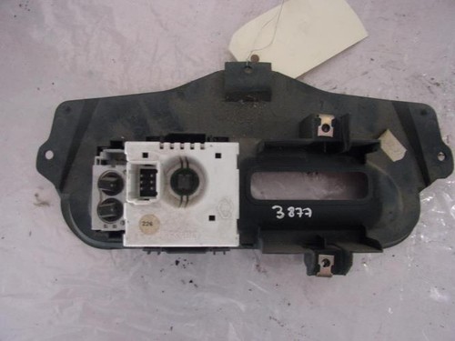 Horloge renault megane phase - 1,