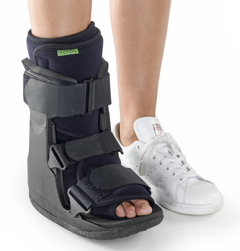 Braceid short regular walker - regular,