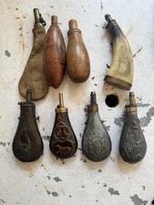 Lot de poire à poudre noire de chasse