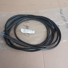 Enjoliveur de pare-brise