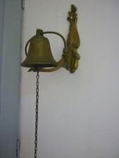 ANCIENNE CLOCHE D'ENTREE