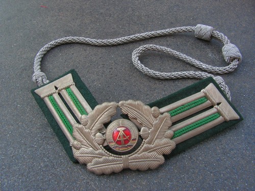 Plaque casquette shako - ,